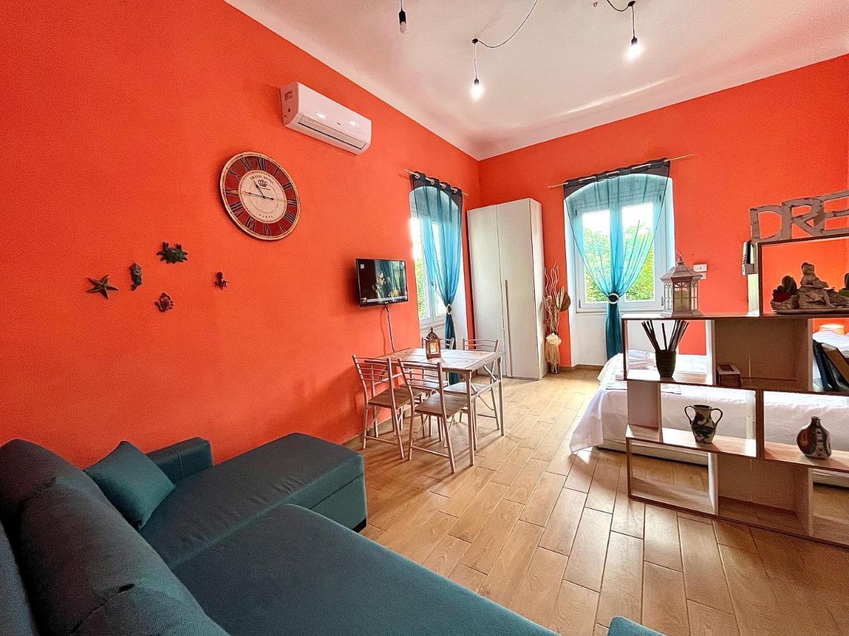 Ca Del Vins - Studio Flat In 라스페치아 외부 사진