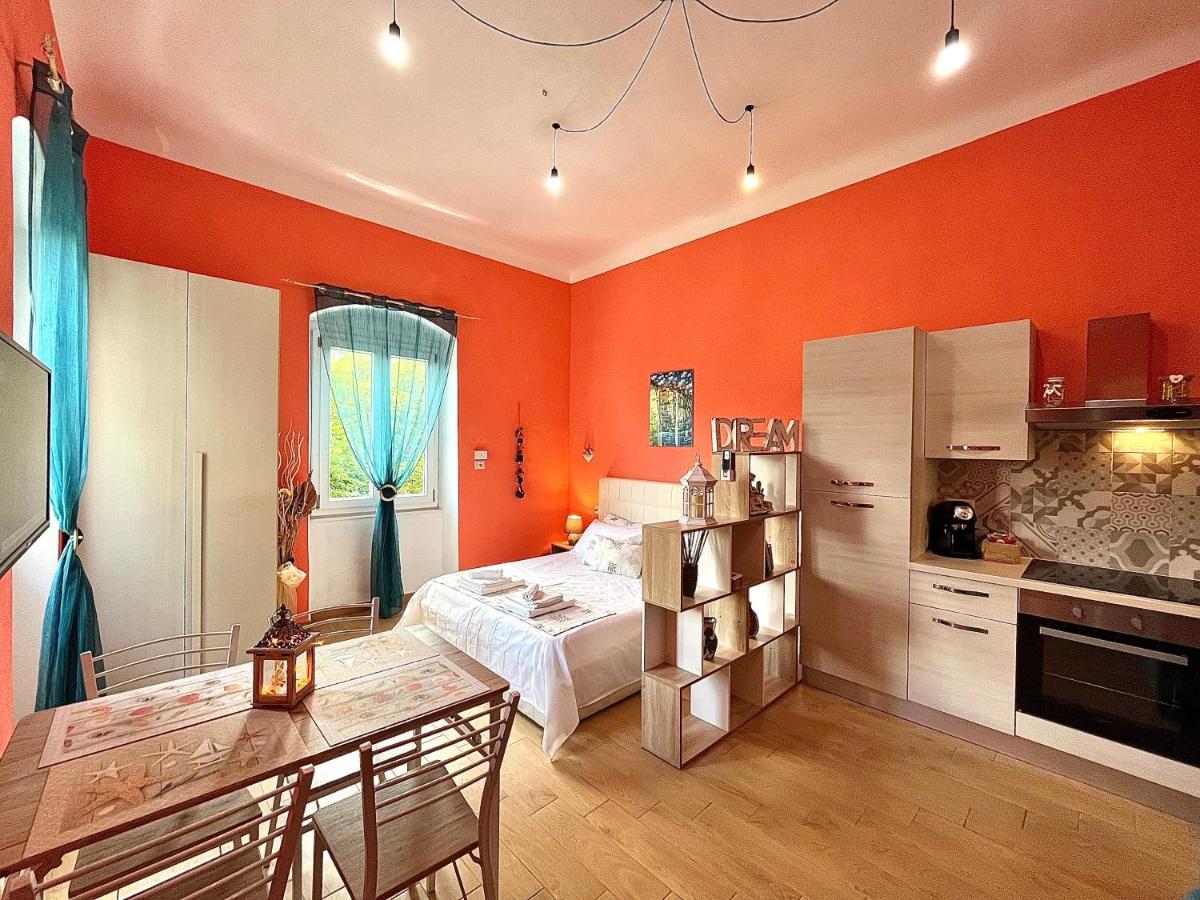 Ca Del Vins - Studio Flat In 라스페치아 외부 사진
