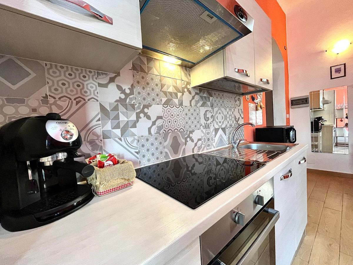 Ca Del Vins - Studio Flat In 라스페치아 외부 사진