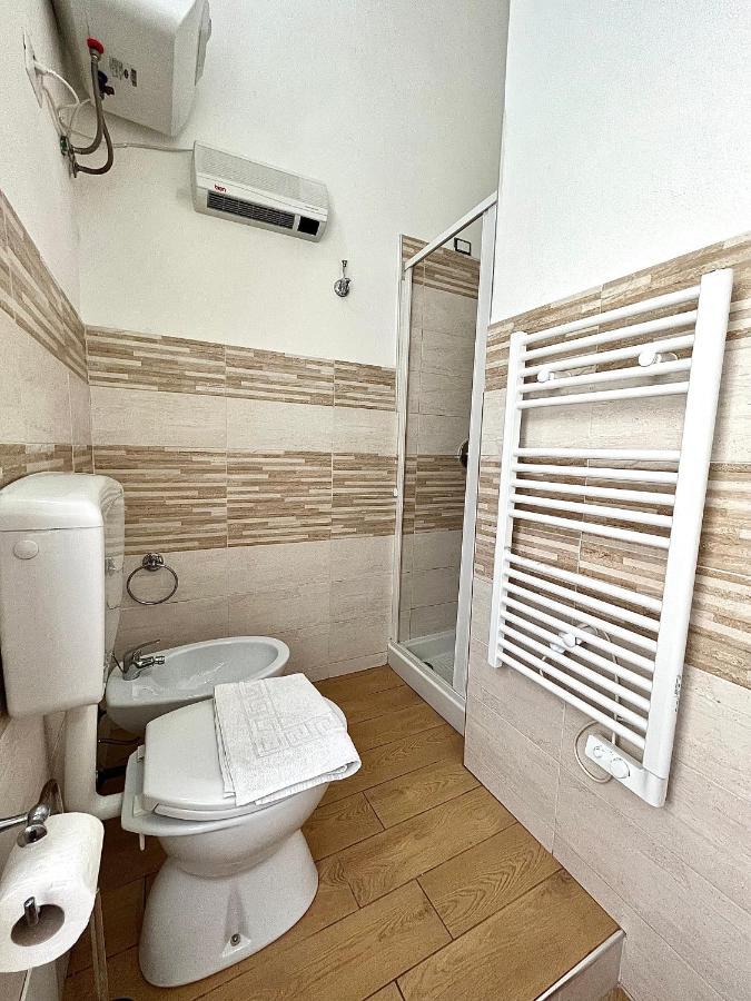 Ca Del Vins - Studio Flat In 라스페치아 외부 사진